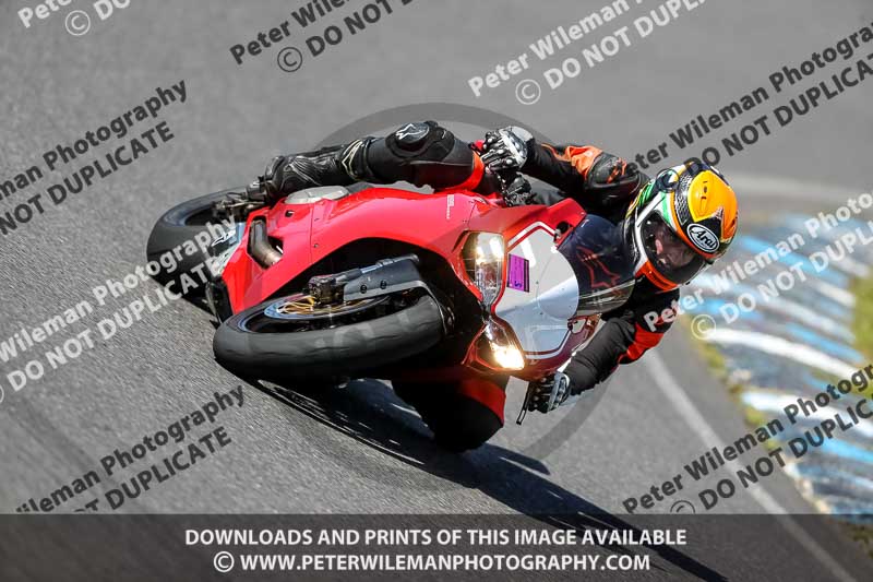 enduro digital images;event digital images;eventdigitalimages;lydden hill;lydden no limits trackday;lydden photographs;lydden trackday photographs;no limits trackdays;peter wileman photography;racing digital images;trackday digital images;trackday photos